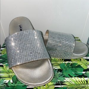 Bling Slides 💎